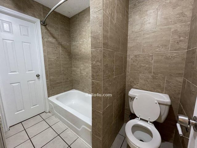 512 Eberhart LN 605, Austin, TX 78745