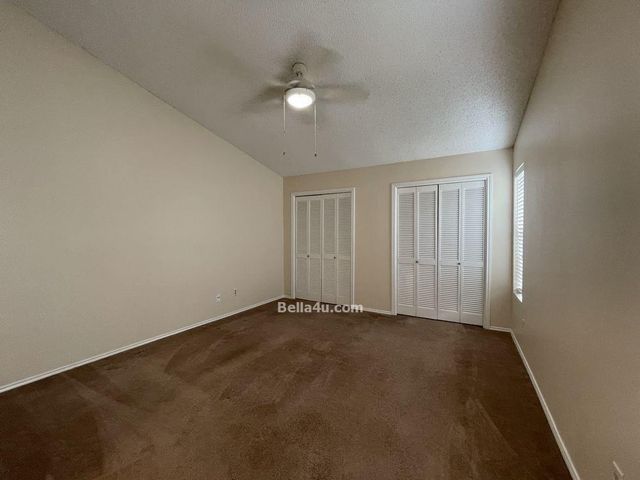 512 Eberhart LN 605, Austin, TX 78745