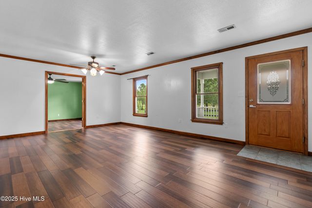 1430 Middle Swamp Road, Corapeake, NC 27926