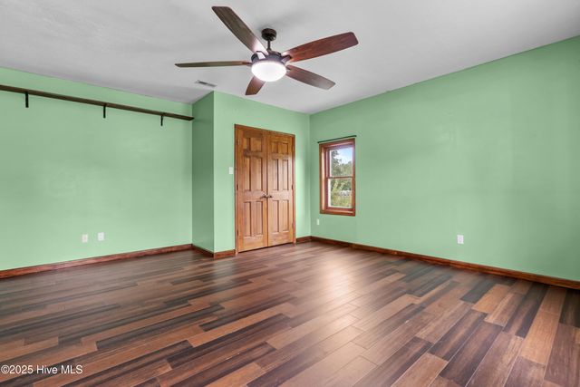 1430 Middle Swamp Road, Corapeake, NC 27926