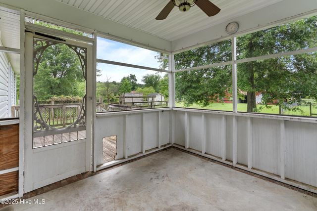 1430 Middle Swamp Road, Corapeake, NC 27926