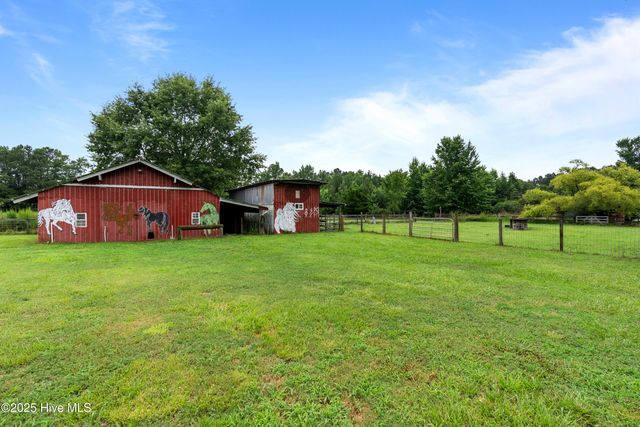 1430 Middle Swamp Road, Corapeake, NC 27926