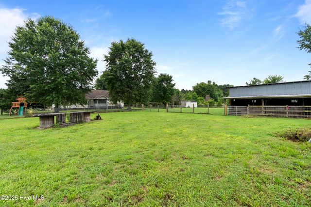 1430 Middle Swamp Road, Corapeake, NC 27926