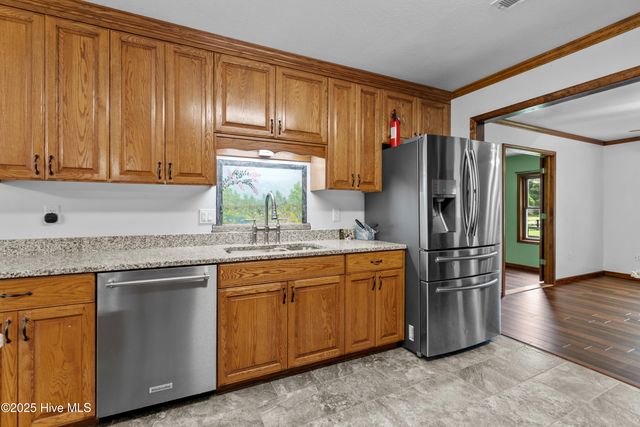 1430 Middle Swamp Road, Corapeake, NC 27926