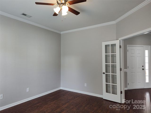 8611 Burnside Lane, Charlotte, NC 28277