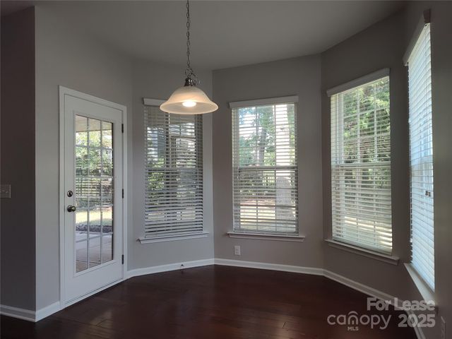 8611 Burnside Lane, Charlotte, NC 28277