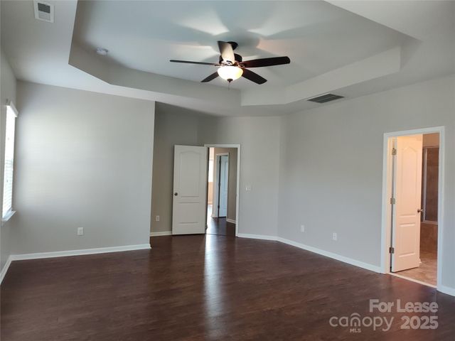 8611 Burnside Lane, Charlotte, NC 28277