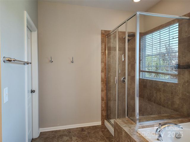 8611 Burnside Lane, Charlotte, NC 28277