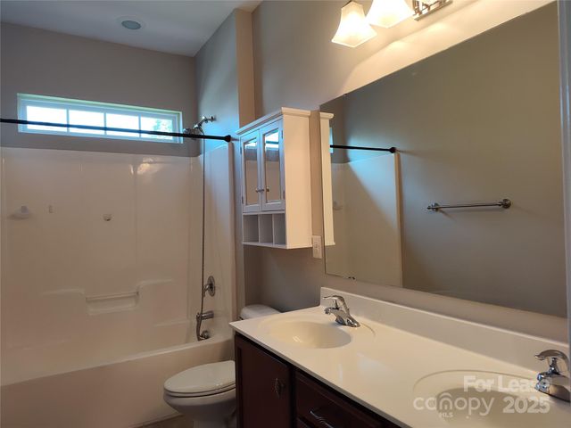 8611 Burnside Lane, Charlotte, NC 28277