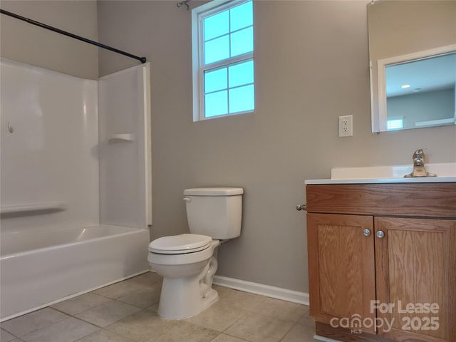 8611 Burnside Lane, Charlotte, NC 28277