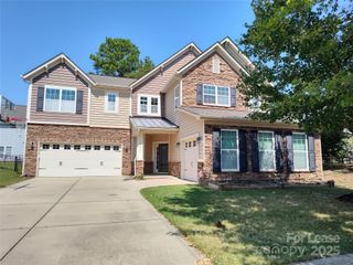 8611 Burnside Lane, Charlotte, NC 28277