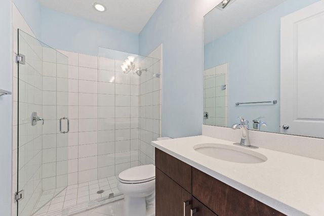 7085 Edison Place, Palm Beach Gardens, FL 33418