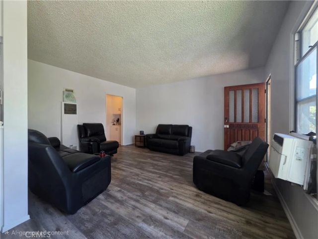 735 Cedar Avenue, Long Beach, CA 90813