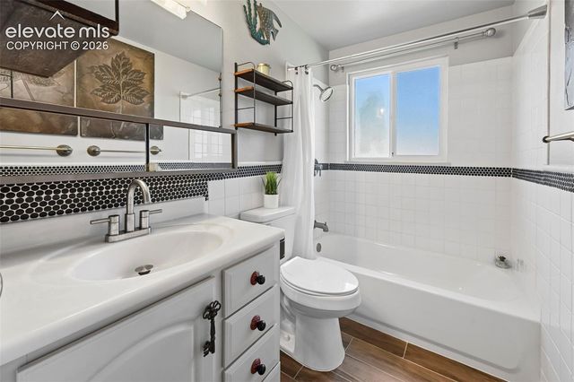 313 Cranbrook Circle, Colorado Springs, CO 80906