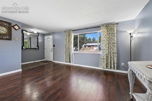 313 Cranbrook Circle, Colorado Springs, CO 80906