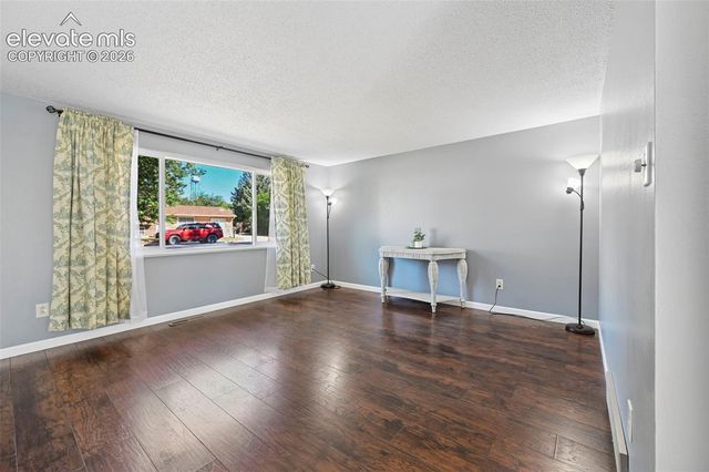 313 Cranbrook Circle, Colorado Springs, CO 80906