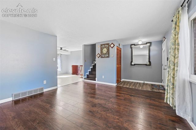313 Cranbrook Circle, Colorado Springs, CO 80906
