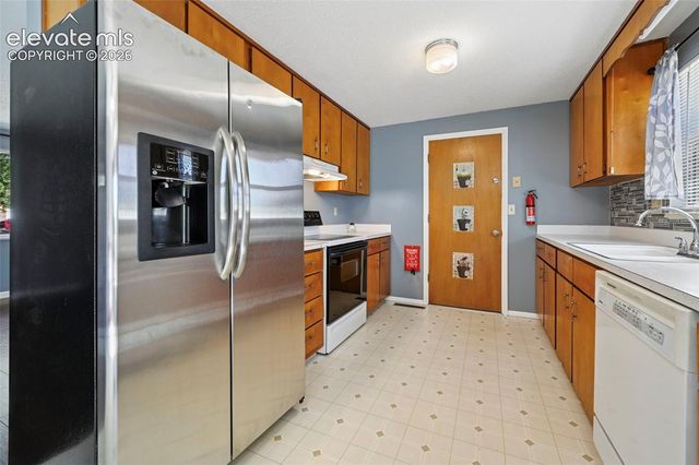313 Cranbrook Circle, Colorado Springs, CO 80906