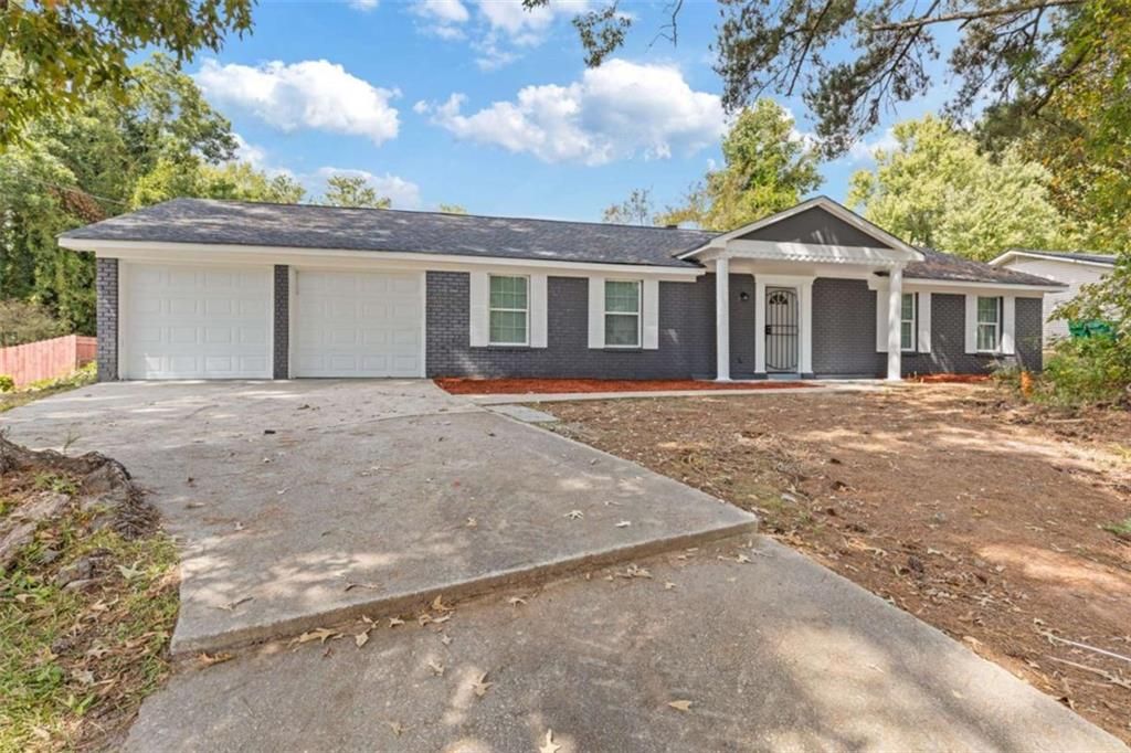 2061 Wellborn Road, Lithonia, GA 30058