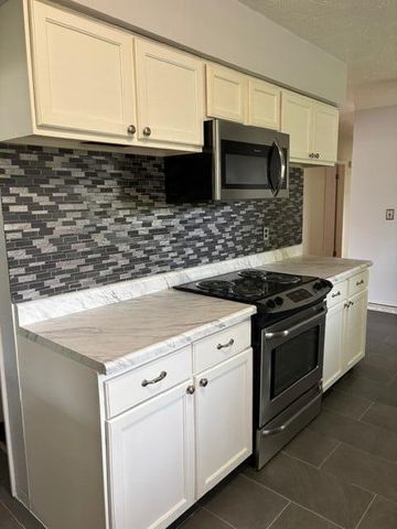 205 Rosedale Avenue, London, KY 40741