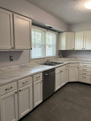 205 Rosedale Avenue, London, KY 40741