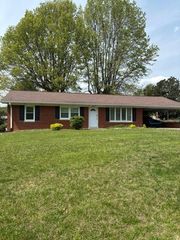 205 Rosedale Avenue, London, KY 40741