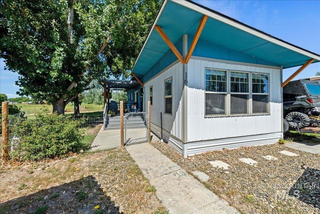 701 Monte Vista Dr 16, Emmett, ID 83617