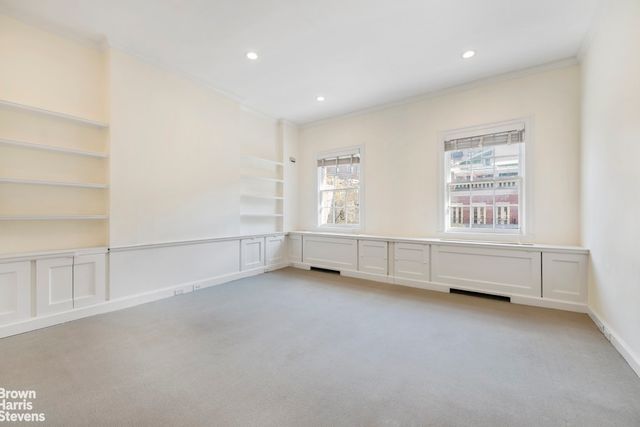 38 E 63RD Street, New York City, NY 10065