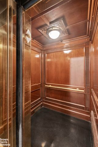 38 E 63RD Street, New York City, NY 10065