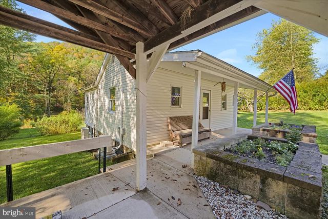 759 RATTLESNAKE PIKE, Julian, PA 16844