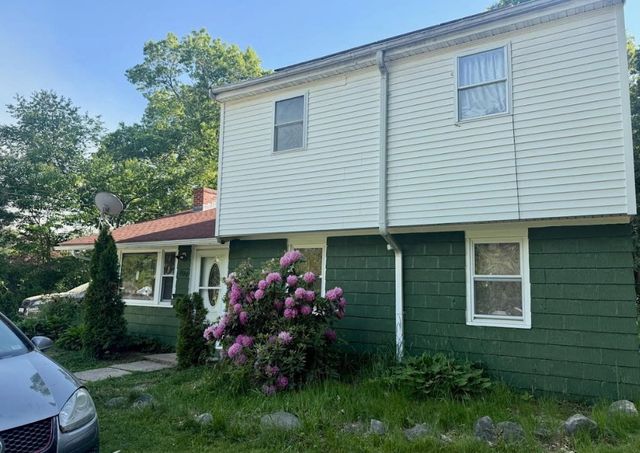 209 Carl Ave, Brockton, MA 02302