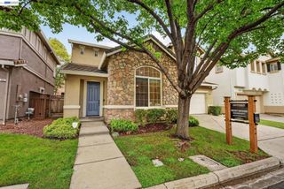 5345 W Chesterfield Cir, Dublin, CA 94568