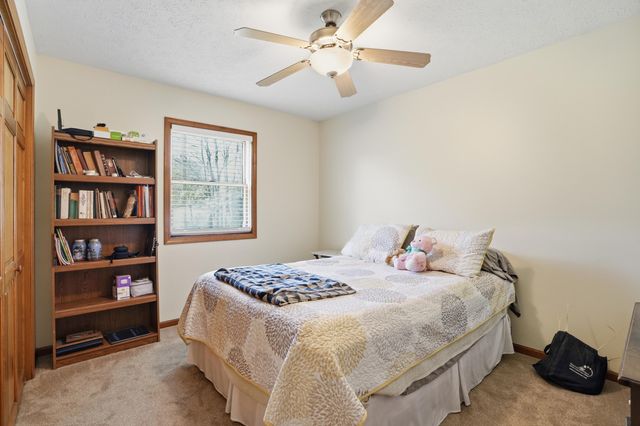264 Springhill Drive, Valparaiso, IN 46385