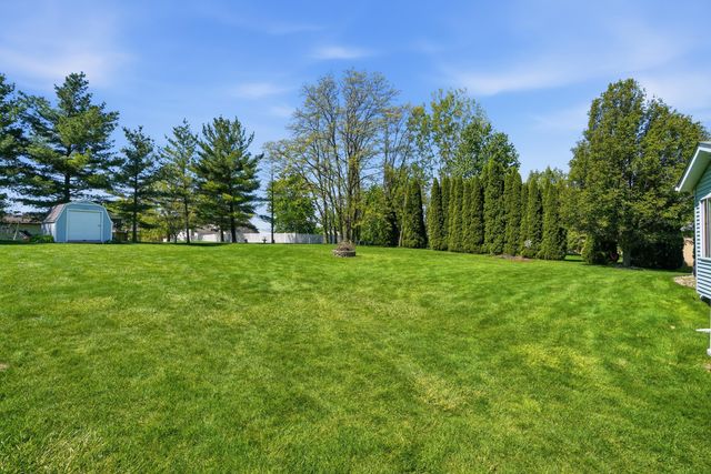 264 Springhill Drive, Valparaiso, IN 46385