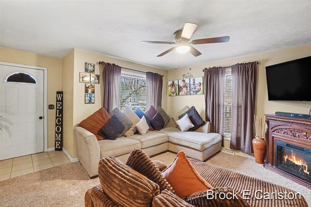 2280 Norman Avenue, Norton Shores, MI 49441