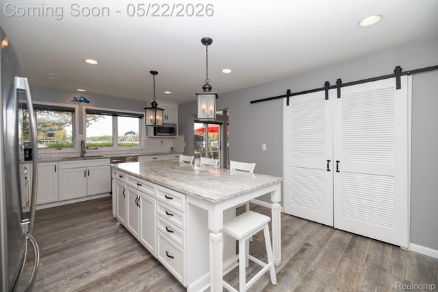 625 Island Drive, White Lake Charter Township, MI 48386