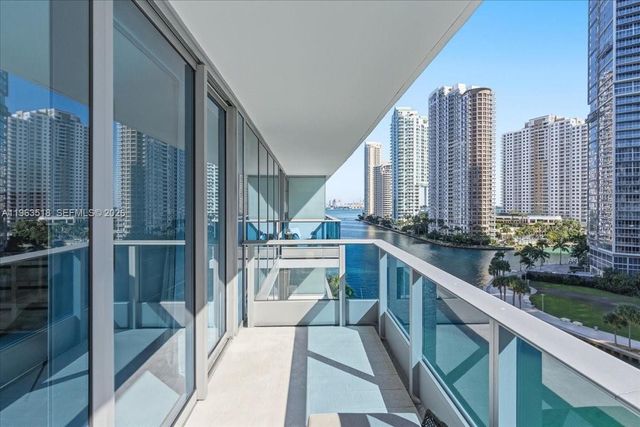 200 BISCAYNE BLVD WY 706, Miami, FL 33131