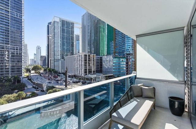 200 BISCAYNE BLVD WY 706, Miami, FL 33131