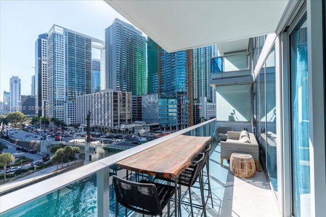 200 BISCAYNE BLVD WY 706, Miami, FL 33131