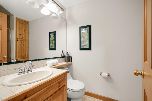3620 James Avenue, Deephaven, MN 55391