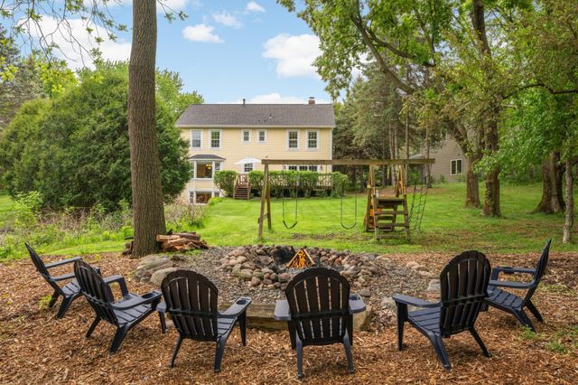 3620 James Avenue, Deephaven, MN 55391