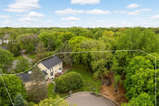 3620 James Avenue, Deephaven, MN 55391