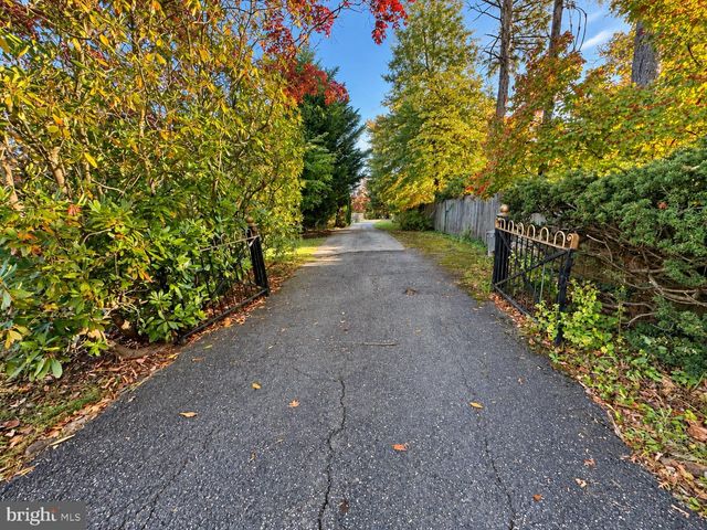 203 N PROVIDENCE RD, Media, PA 19063