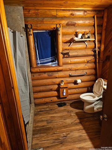 13733 Fm 541, Mccoy, TX 78113