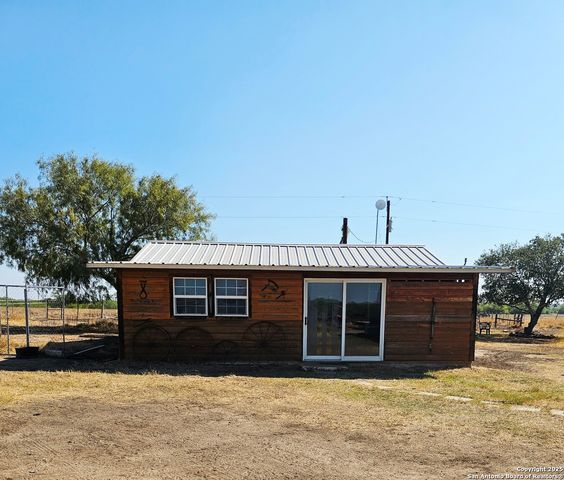 13733 Fm 541, Mccoy, TX 78113