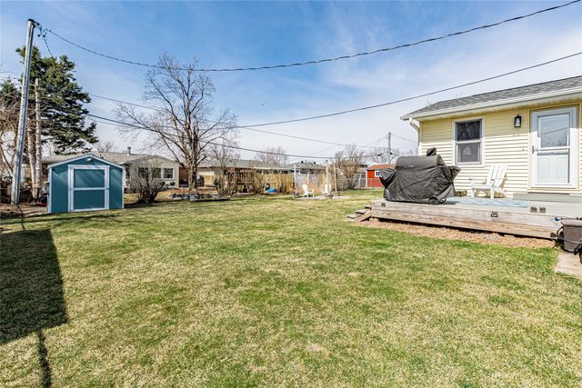 146 Eastview Drive NW, Cedar Rapids, IA 52405