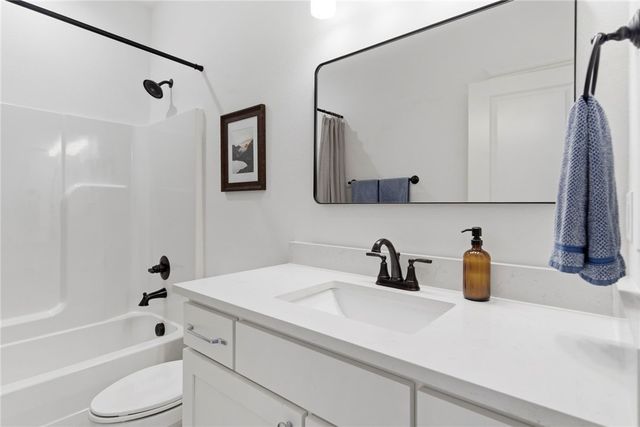 1423 Allens Mill, Cave Springs, AR 72718