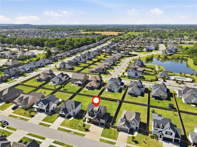 1423 Allens Mill, Cave Springs, AR 72718