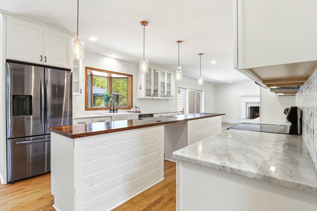 97 Dudley Road, Brentwood, NH 03833