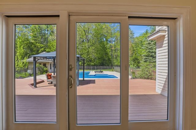 97 Dudley Road, Brentwood, NH 03833